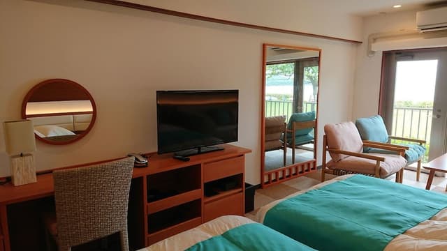 Standard Twin Room (Tomowru Building)