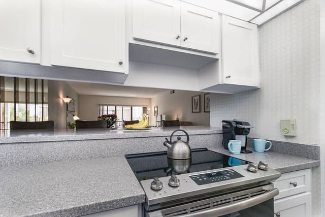 Condo (Bay Oaks On the Bay 3rd Floor)