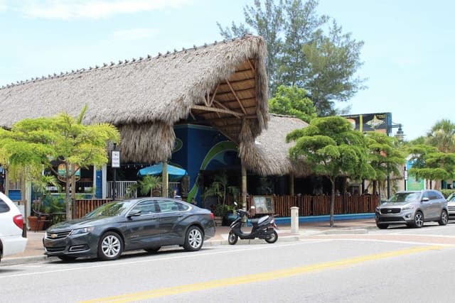 Condo (Bay Oaks Ground Floor)