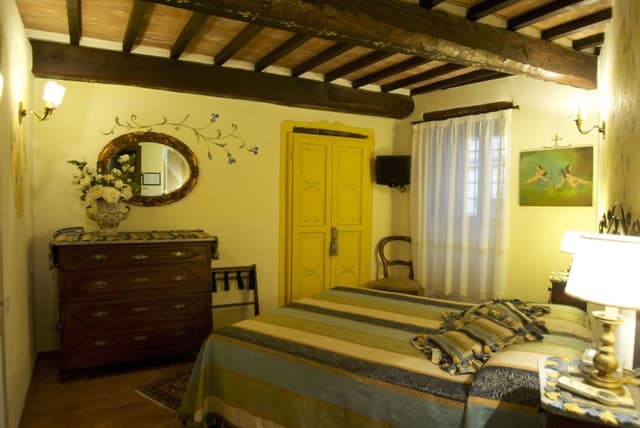 Suite, Park View