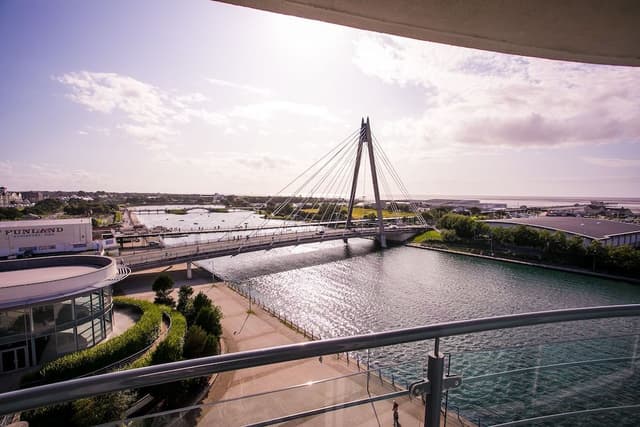 Suite (Penthouse Suite)