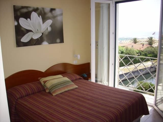 Basic Single Room