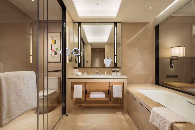 KING DELUXE ROOM HIGH FLOOR