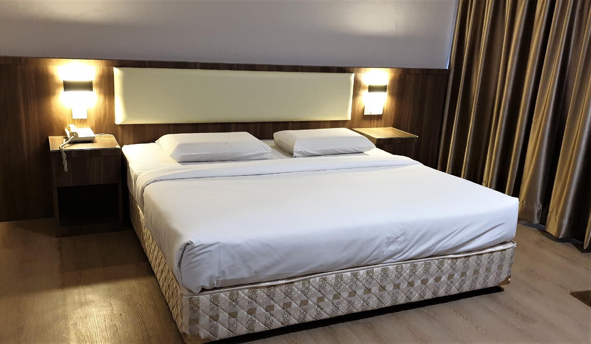 โรงแรมซามิลา (Hotel Samila)4