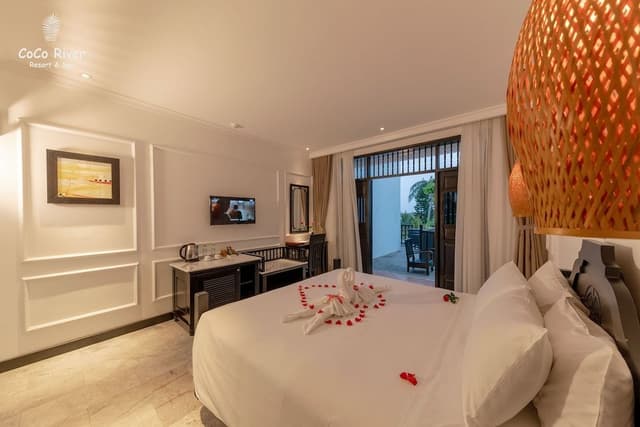 Deluxe Double Room, Pool View