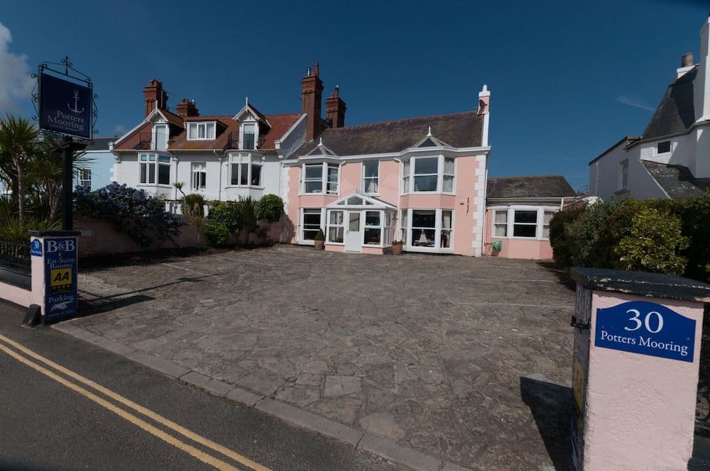 Potters Mooring Guest House Potters Mooring Guest House