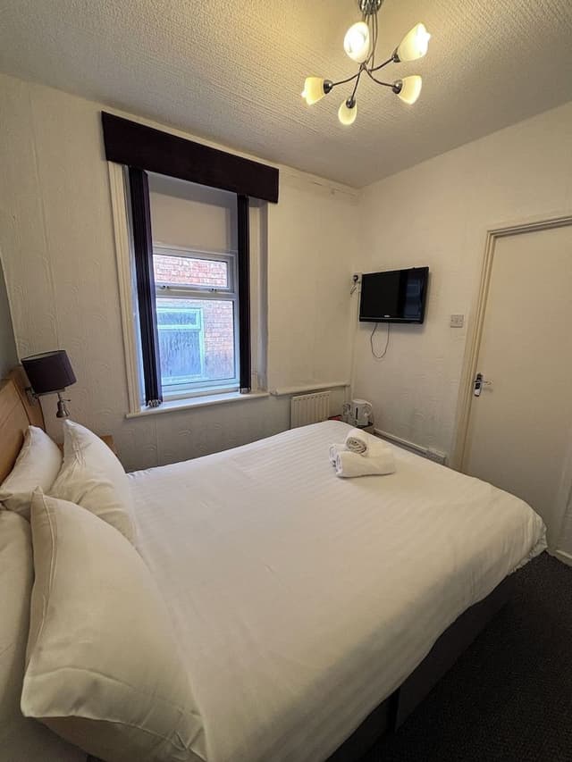 Basic Double Room, 1 Double Bed