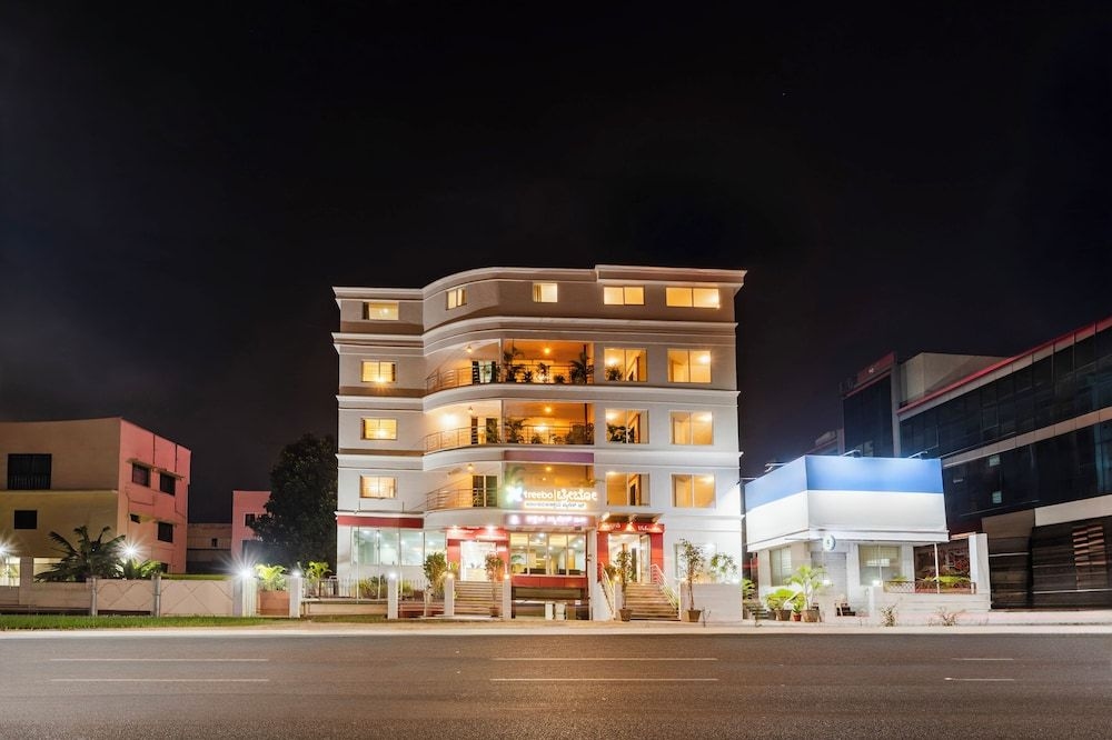 Akshaya Palace Inn4