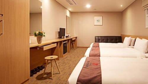 Triple Room
