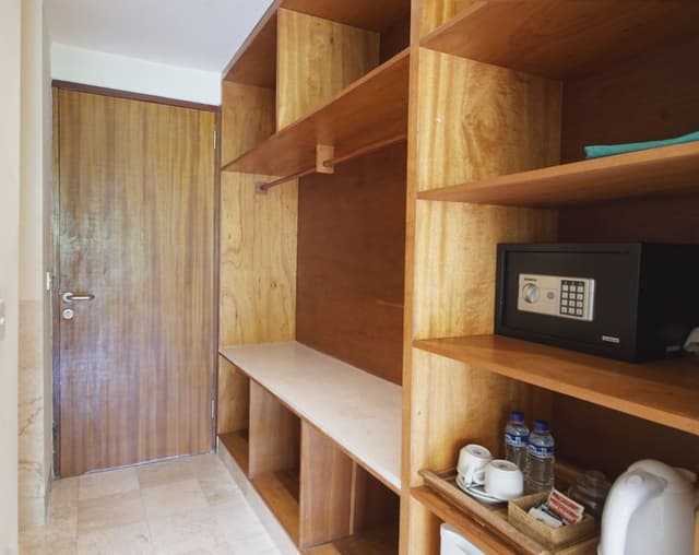 Sapodilla Suite Room with Balcony