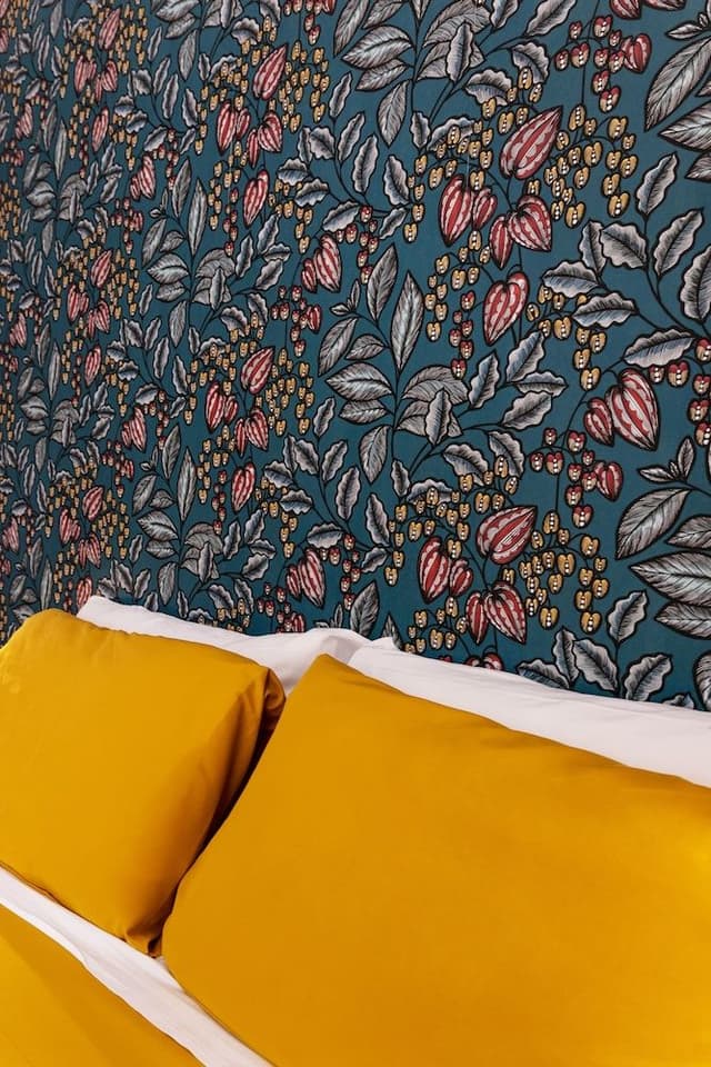 Double Room (1)