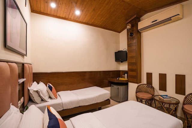 Deluxe Twin Room
