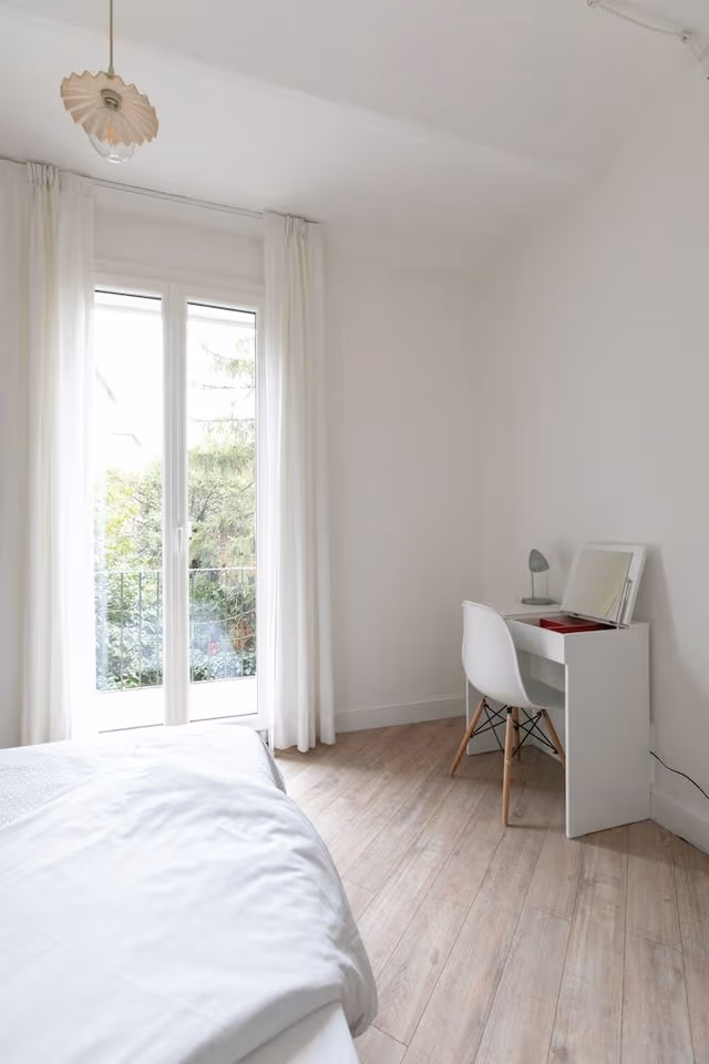 Apartment, Balcony, City View