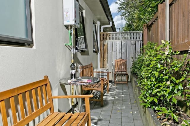 Family Suite, 2 Bedrooms, Jetted Tub, Courtyard Area