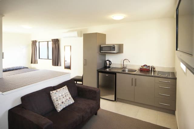 Design Loft, 1 King Bed