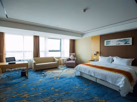 Premier Suite