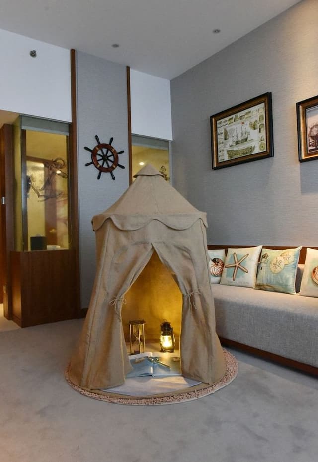 Signature Room