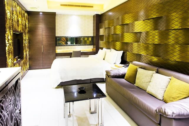 VIP Suite (Check in time starts from 6pm)