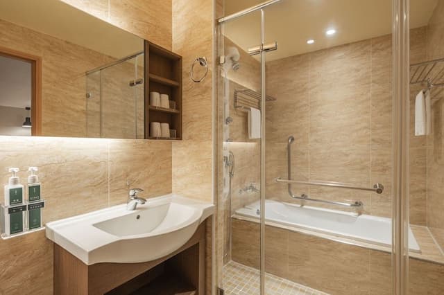 Elite Quadruple Room