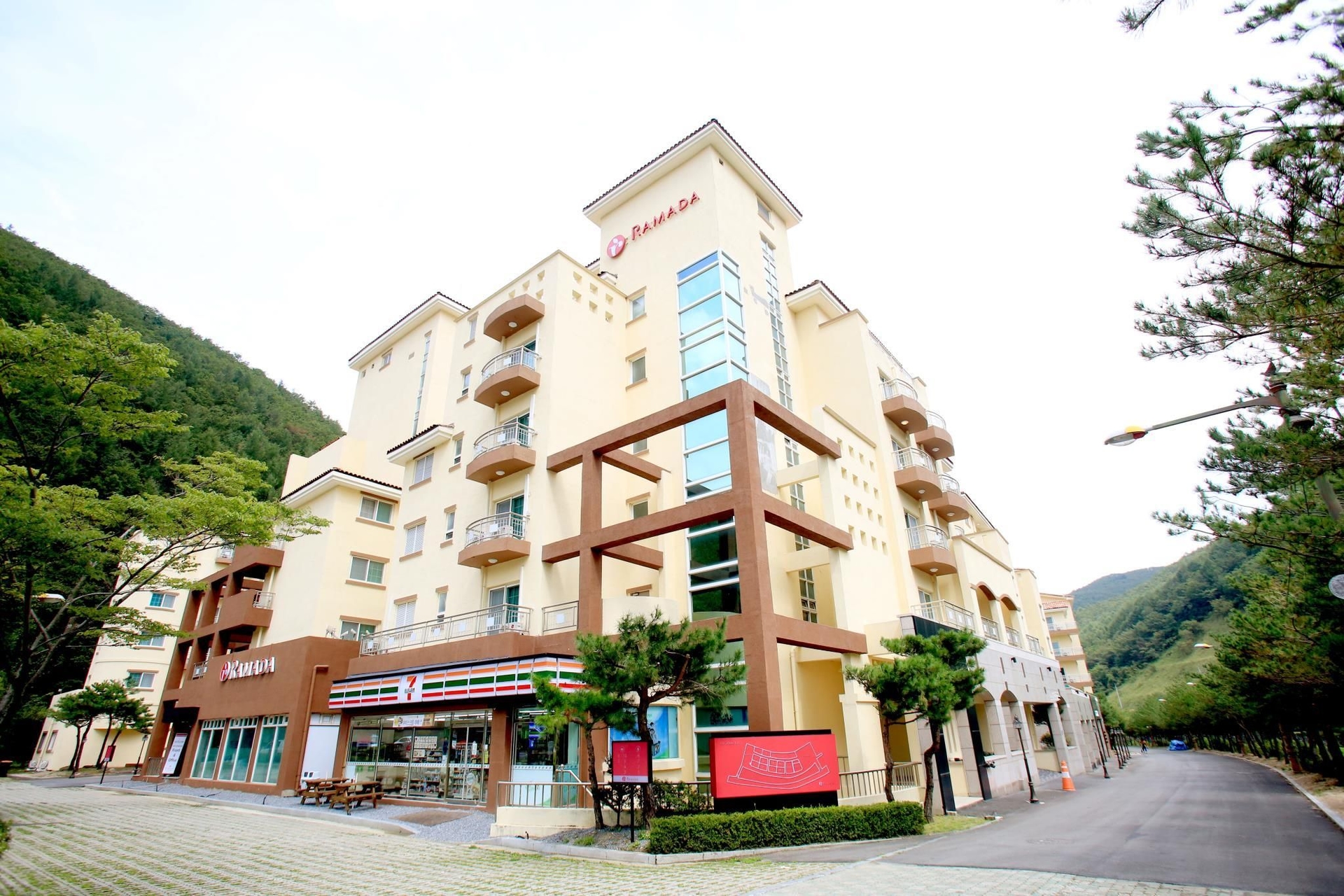 Ramada by Wyndham Gangwon Taebaek0