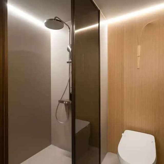 Superior Business Room