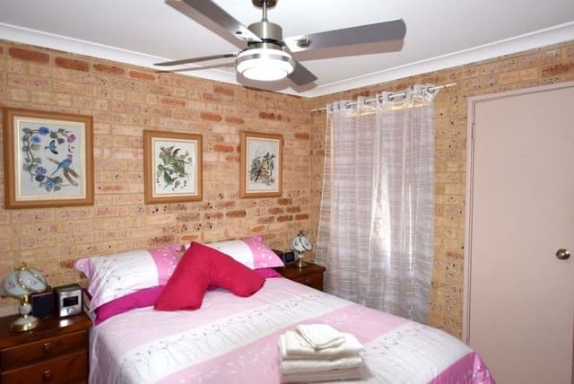 Le Grand Chateau - Self Contained - Full Cottage