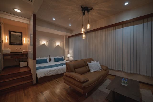 Basic Room, Non Smoking (203-CENTRAL)