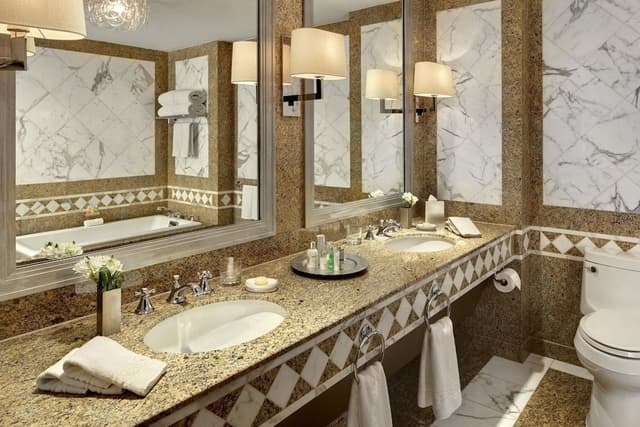 Towers Corner Suite with Pantry