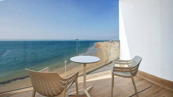 Familiar vista mar frontal terraza - 4Ad