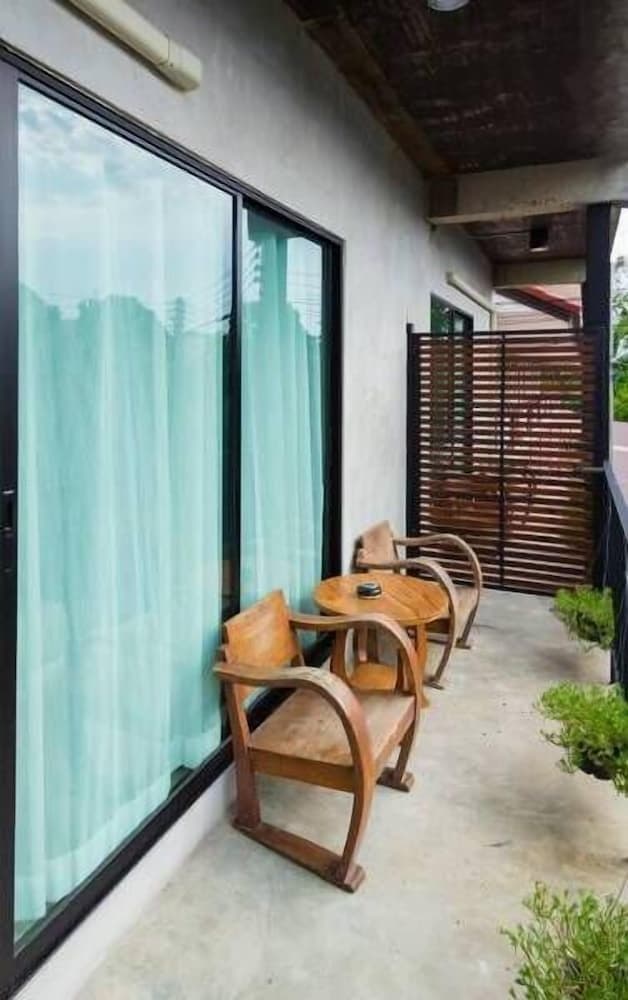 Standard Room, 2 Twin Beds, Non Smoking, Balcony