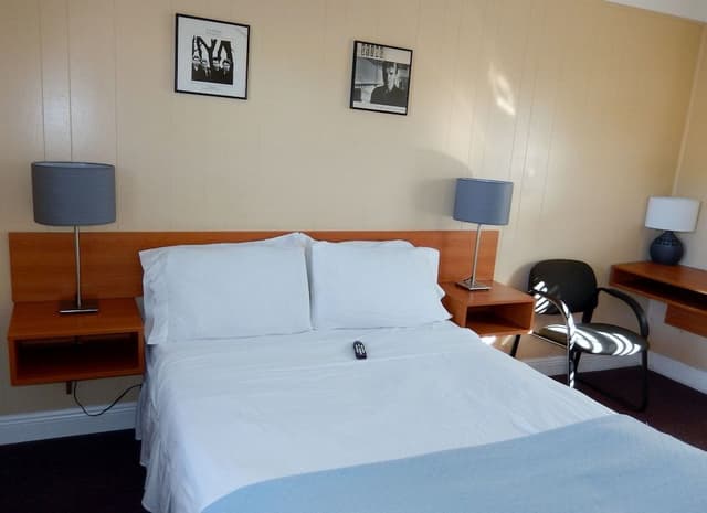 Standard Room, 1 Queen Bed, Non Smoking