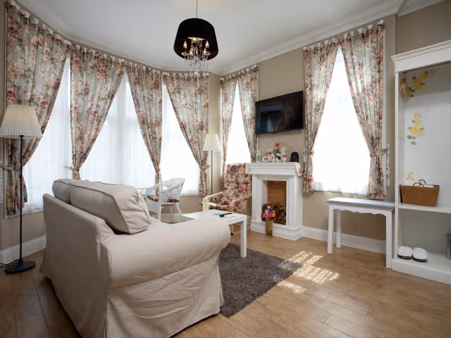Deluxe Suite