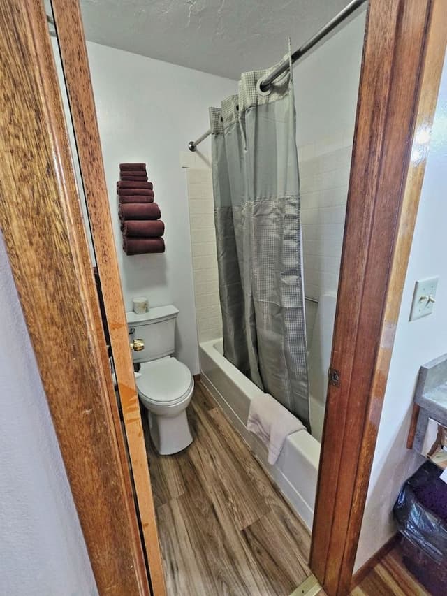 Basic Double Room (14)