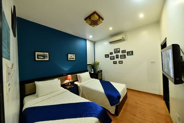 Superior Cozy Double or Twin Room