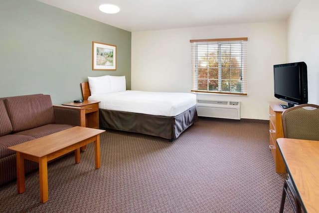 Suite, 1 Queen Bed, Accessible, Non Smoking