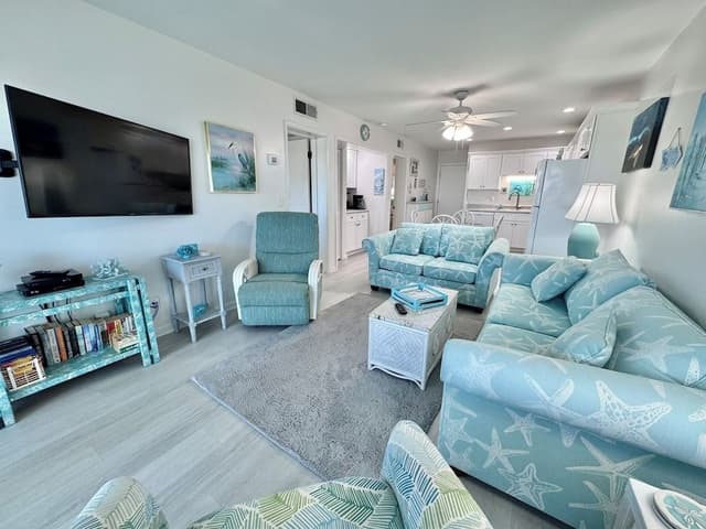 House, Multiple Beds, Balcony, Ocean View (Gulf Shores Plantation 1305)