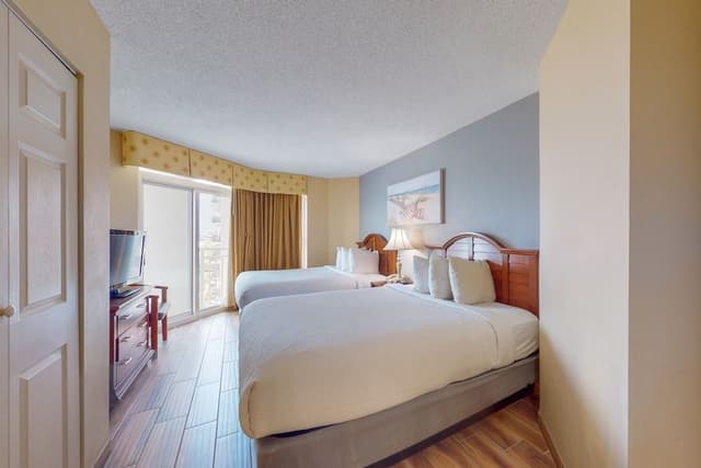 Condo, 3 Bedrooms (Oceanfront)