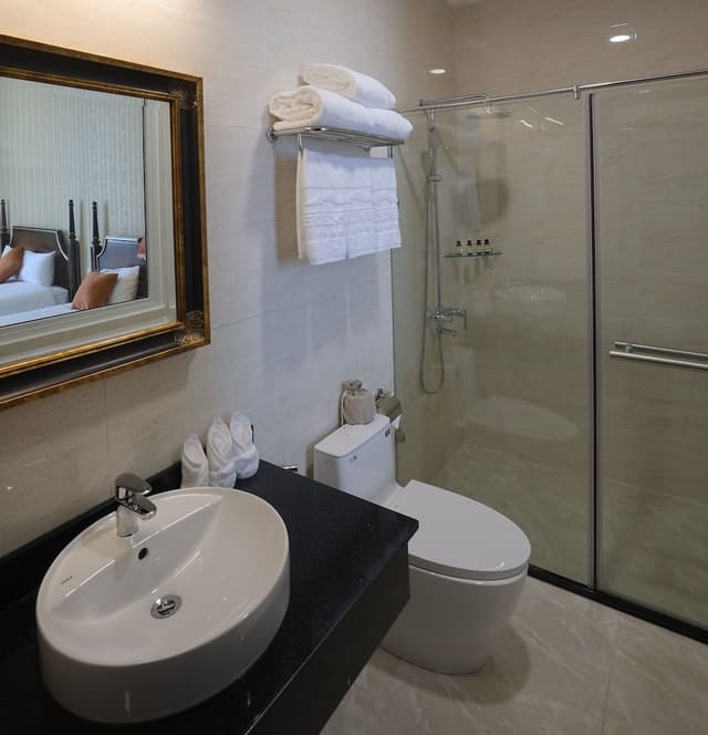 Deluxe Building Garden View Triple Room