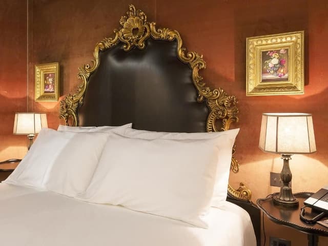 Classic Double Room