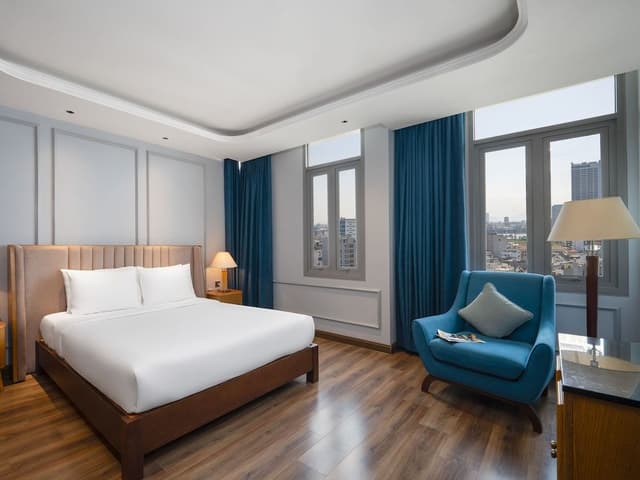 Junior Deluxe Room