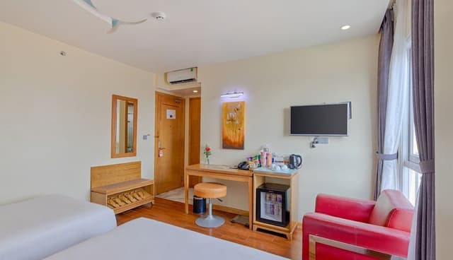 Family Triple Room, Multiple Beds, City View