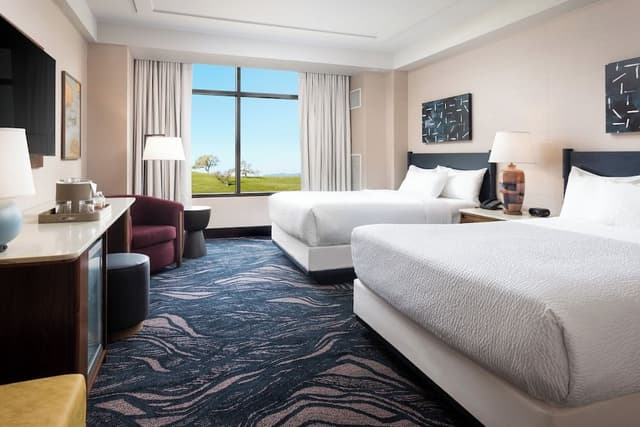Deluxe Room, 2 Queen Beds