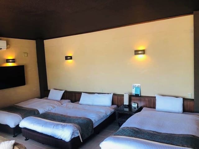 Triple Room