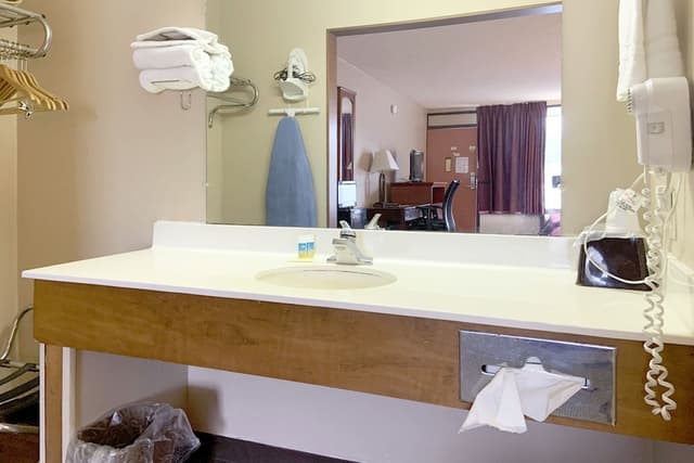 Standard Double Room, 2 Queen Beds, Non Smoking