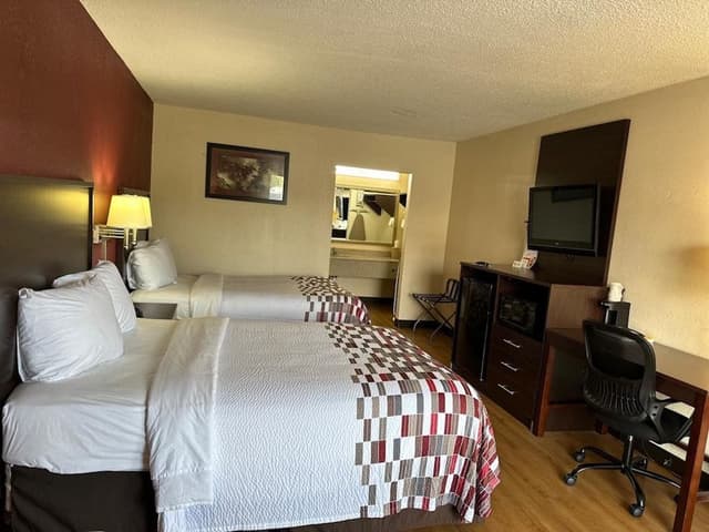 Deluxe Room, 2 Double Beds, Smoking