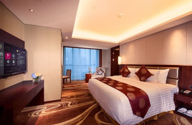 Executive City-view King Bed Room