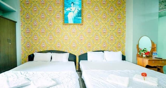 Twin Room, 2 Double Beds