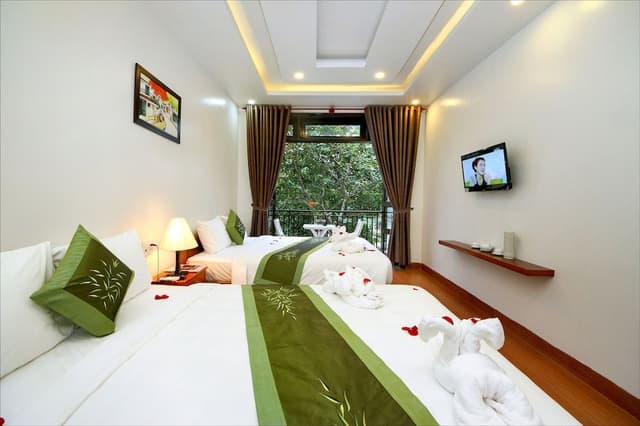 Family Room, Garden View