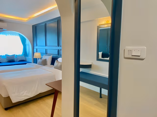 Deluxe Twin Room