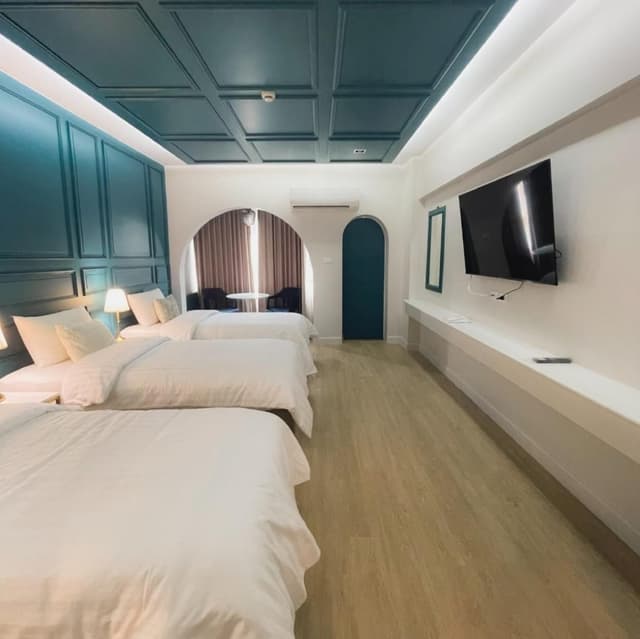 Deluxe Triple Room